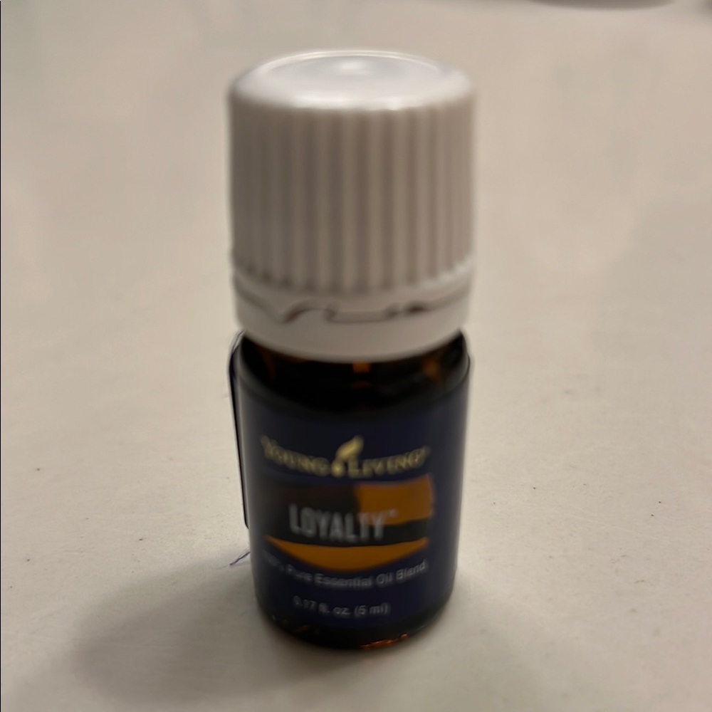 Young Living Loyalty Essential Oil - Blue and White
